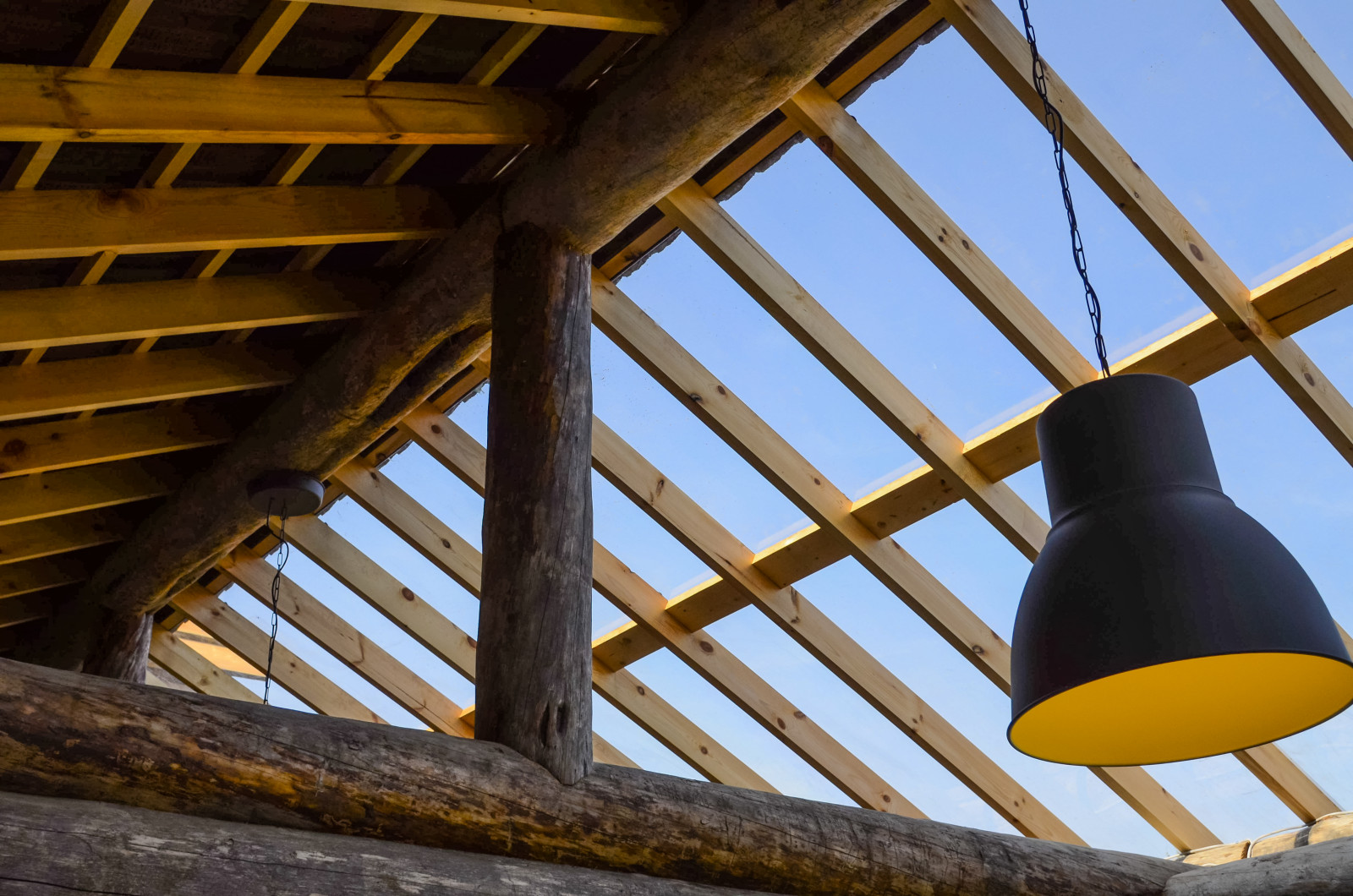 Избушка на опушке