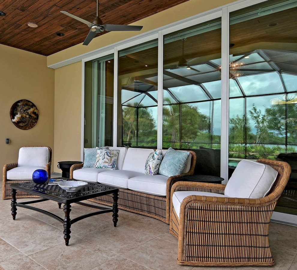 Inspiration for a transitional home design remodel in Miami