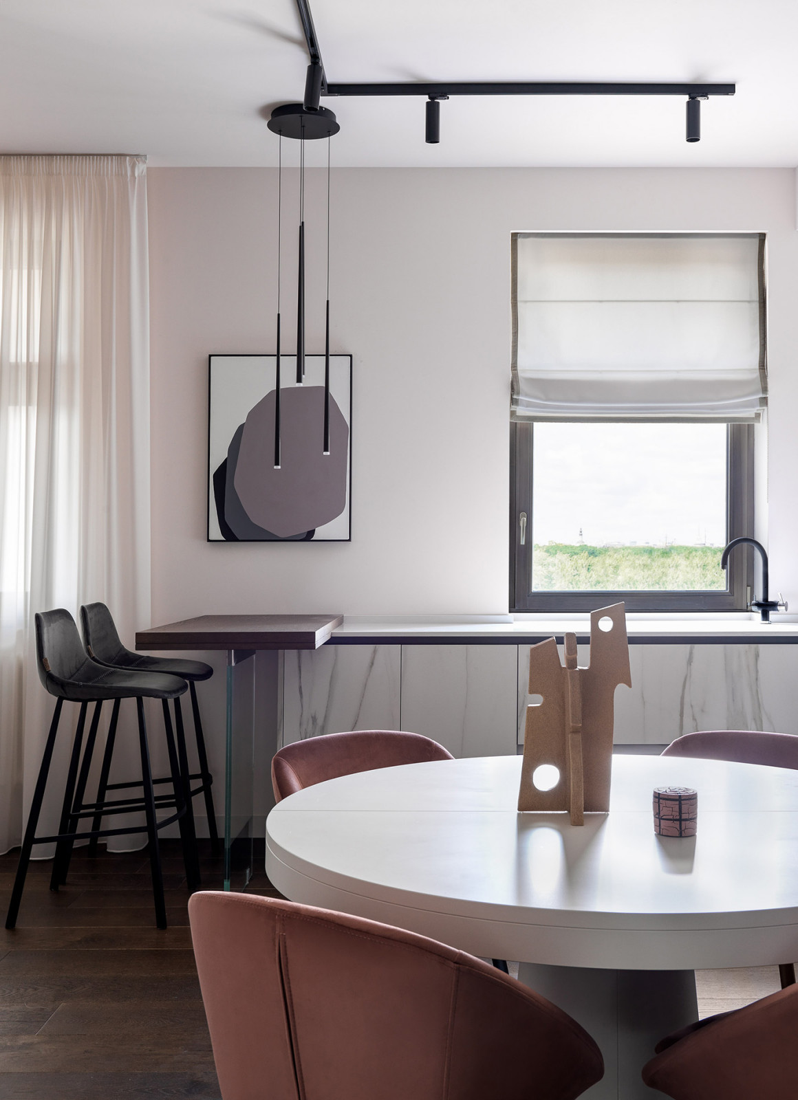 Apartment by draft of B&H studio