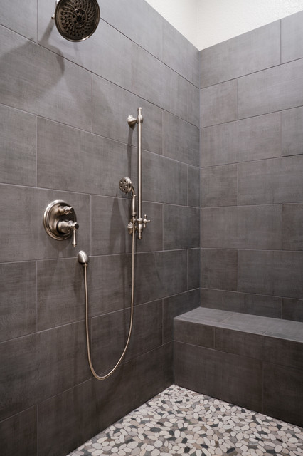 Barndominium landhausstil-badezimmer