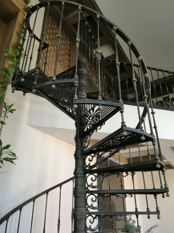 Лестница винтовая.