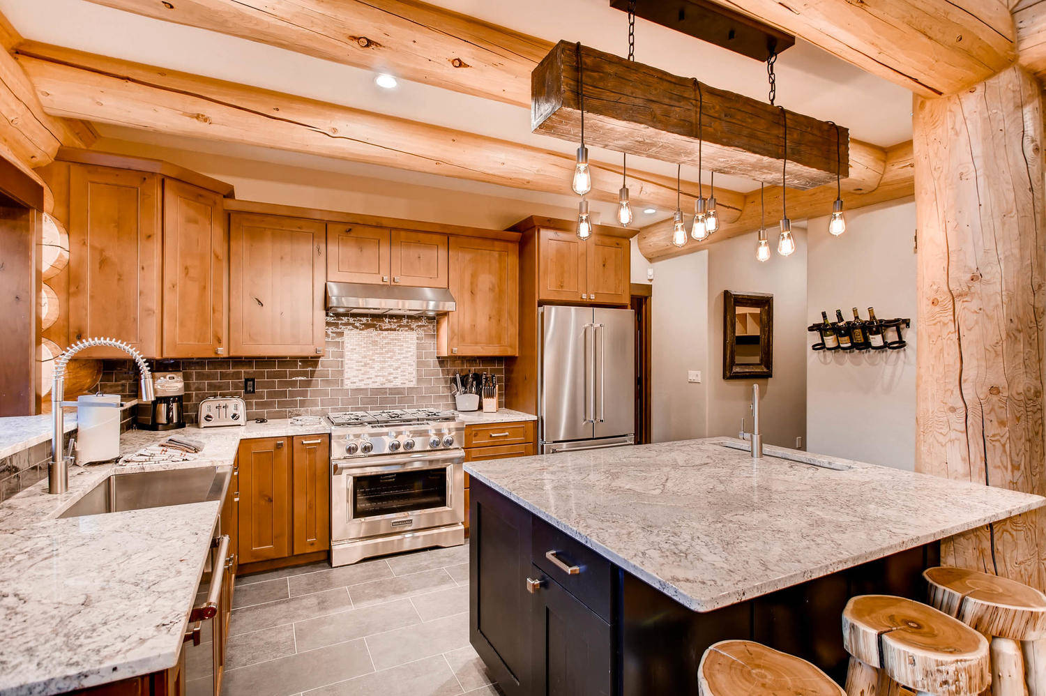 Log Cabin Floor Ideas - Photos \u0026 Ideas | Houzz, image size:1500x998