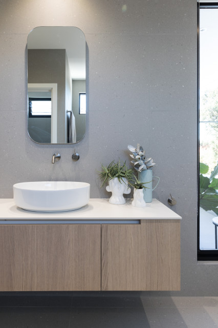 Katrine St contemporary-bathroom