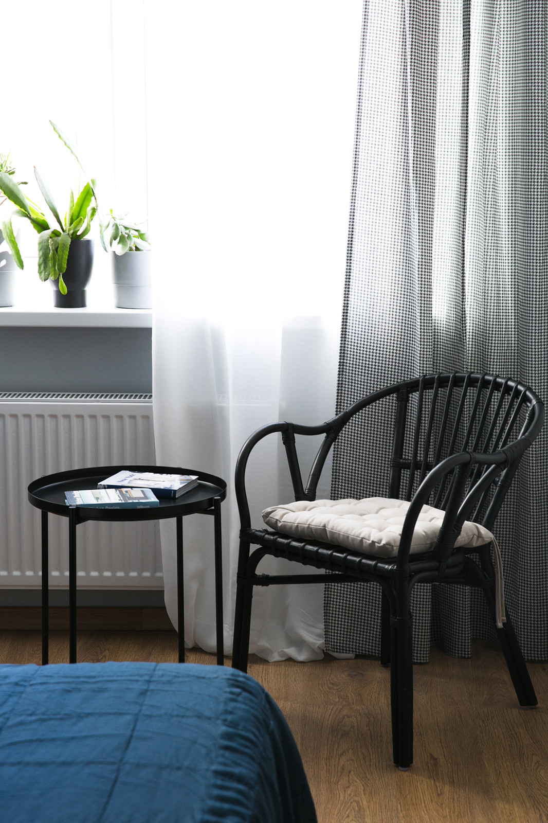 Однокомная квартира в сочных тонах