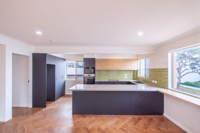 Bel Mare Renovation midcentury-kitchen