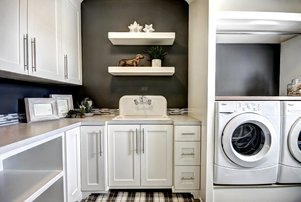 Traditional laundry room in Grand Rapids.