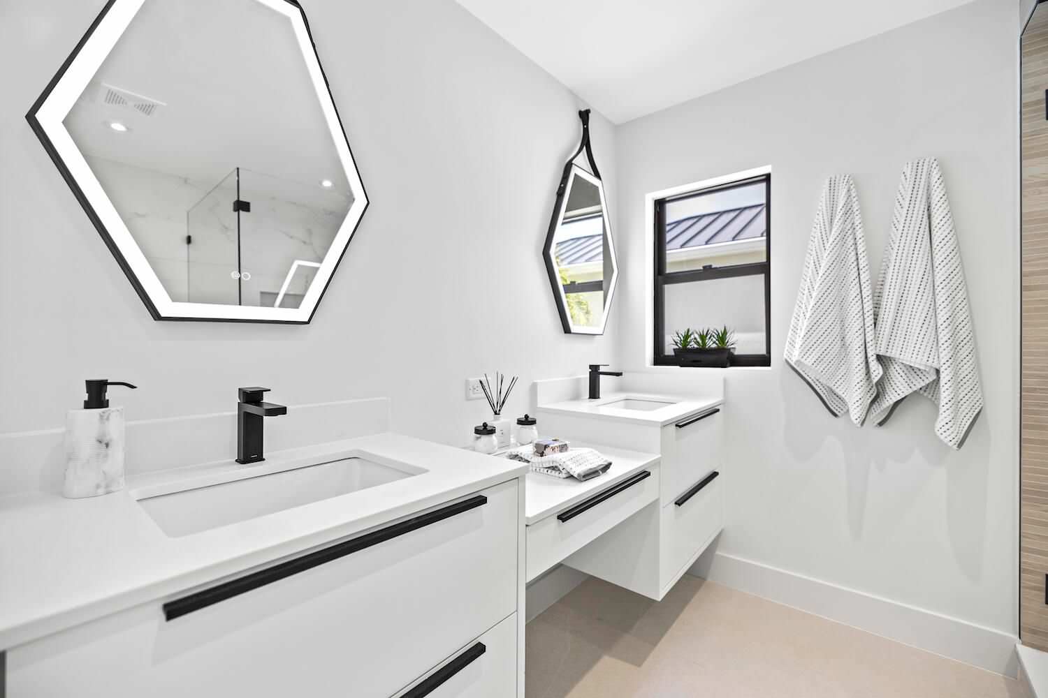 943 Evergreen Residence