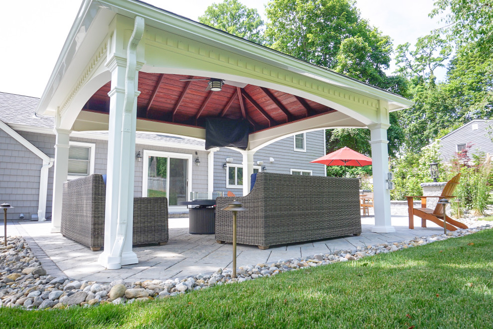 Middletown, NJ: Private Outdoor Patio with Pavilion