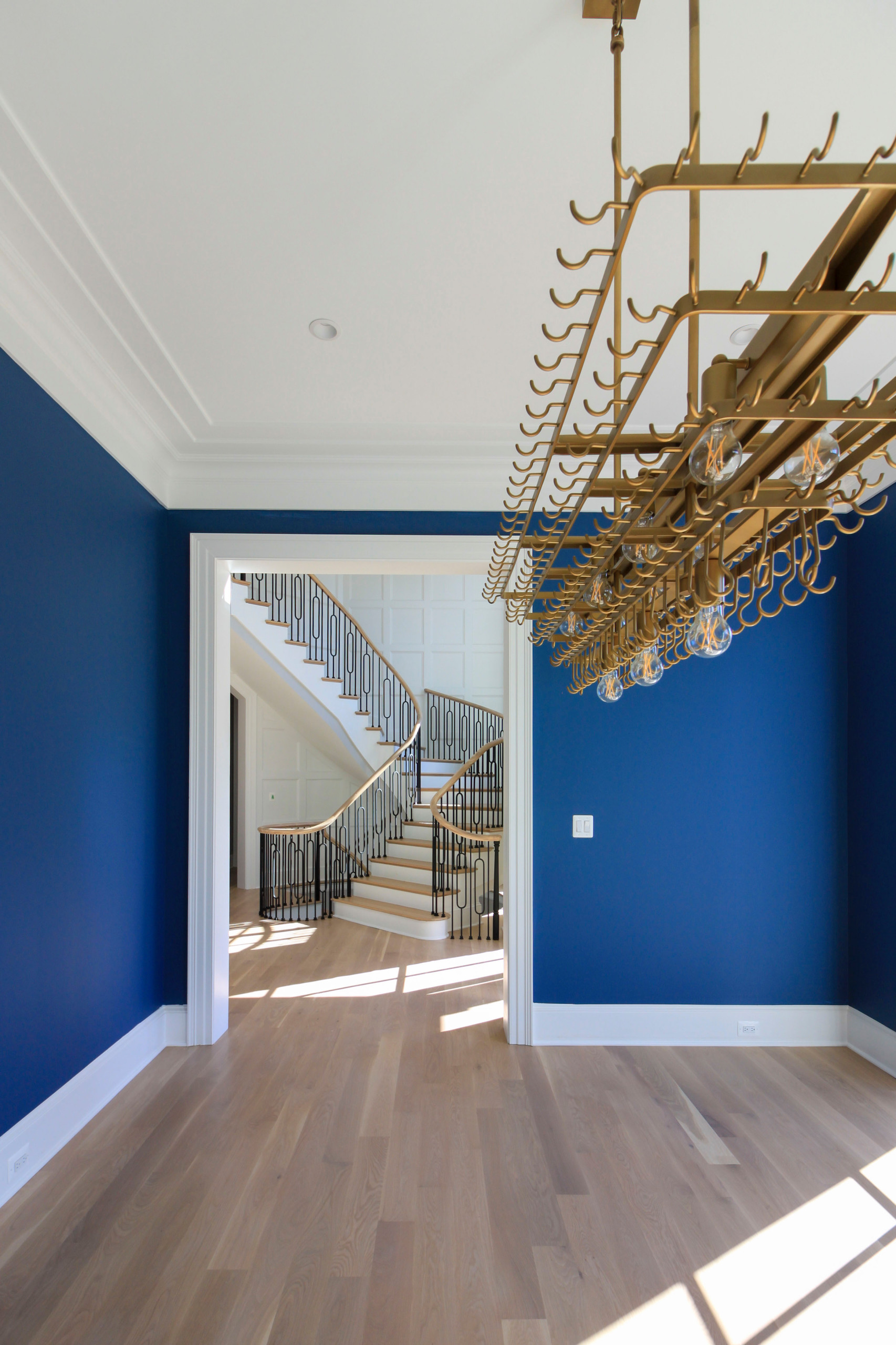 95_Remarkable and elegant floating elliptical staircase, McLean, VA 22101