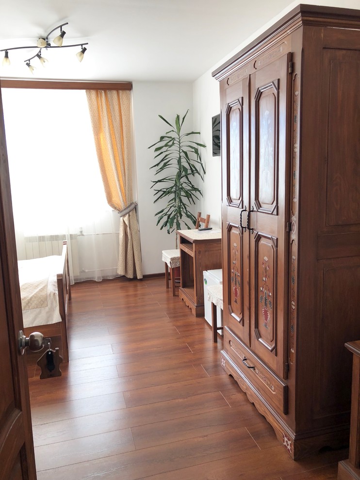 Роспись мебели в баварском стиле