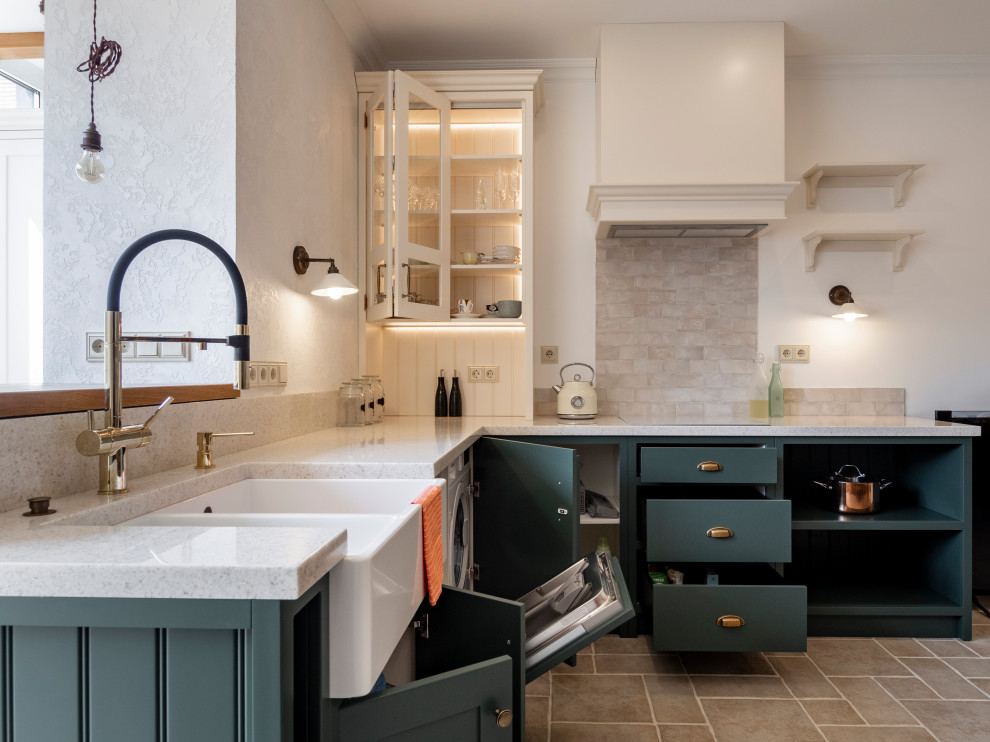 Элегантная кухня в неоклассическом стиле