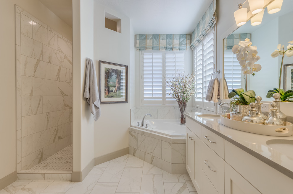 Inspiration for a transitional bathroom in Salt Lake City with an open shower.