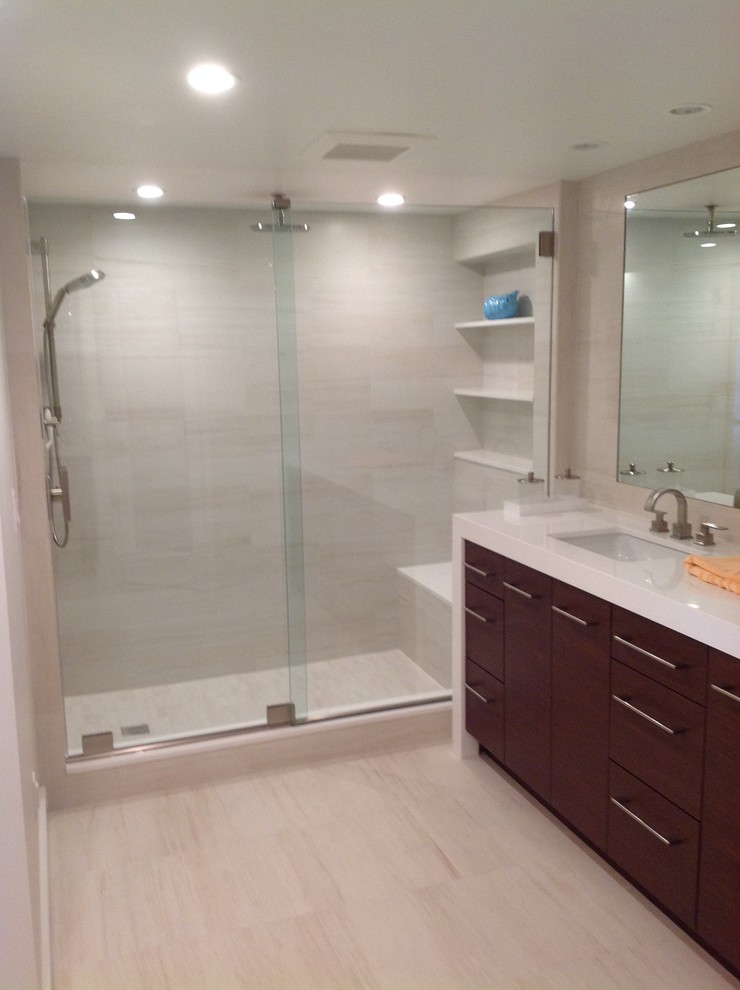 Transitional bathroom photo in Miami