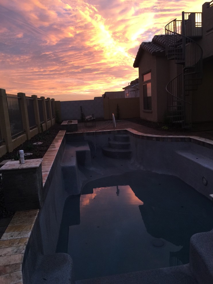 Pool with Fire Feature
