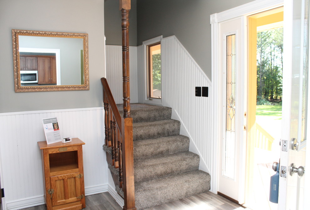 Inspiration for a small transitional home design remodel in New York