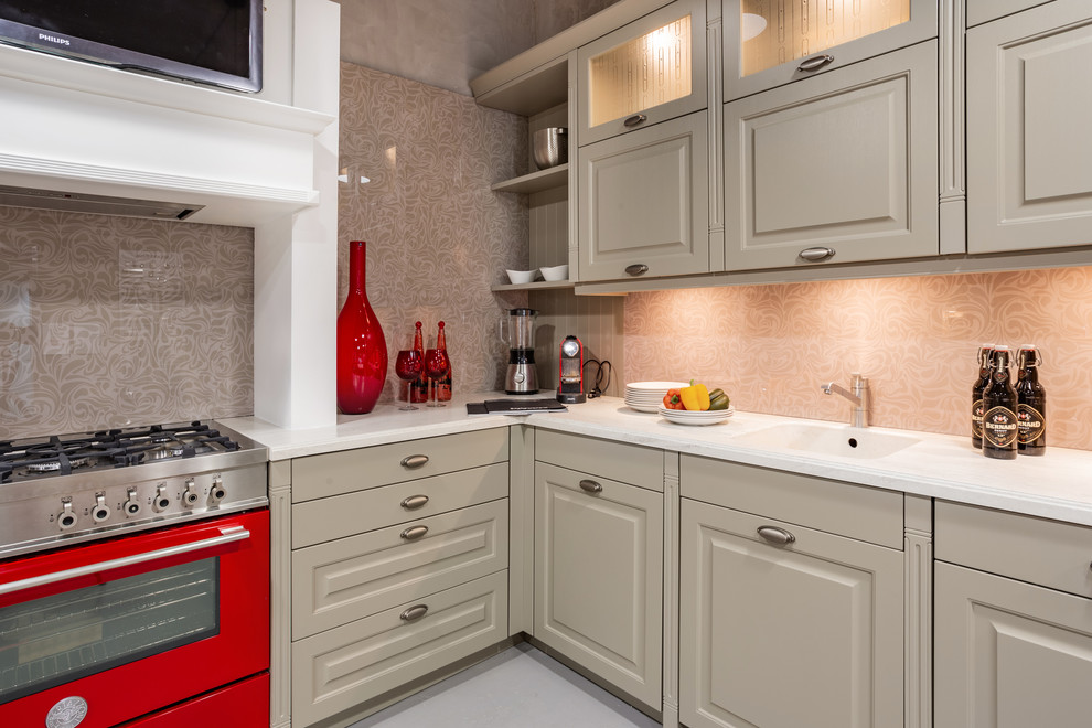 Giulia Novars, Москва ул. Мосфильмовская, д.53