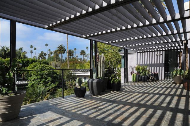 Estate Renovation contemporain-terrasse-en-bois