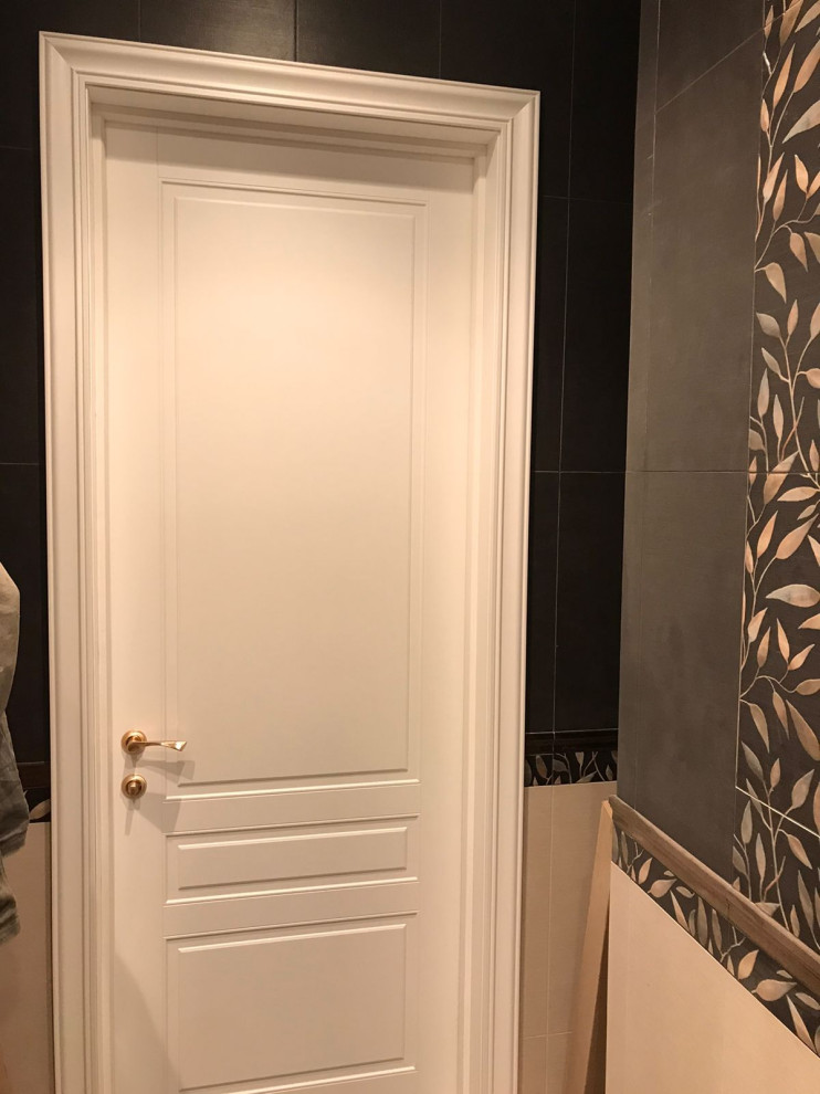 Двери в стиле неоклассика (ЖК Серебряный Фонтан)