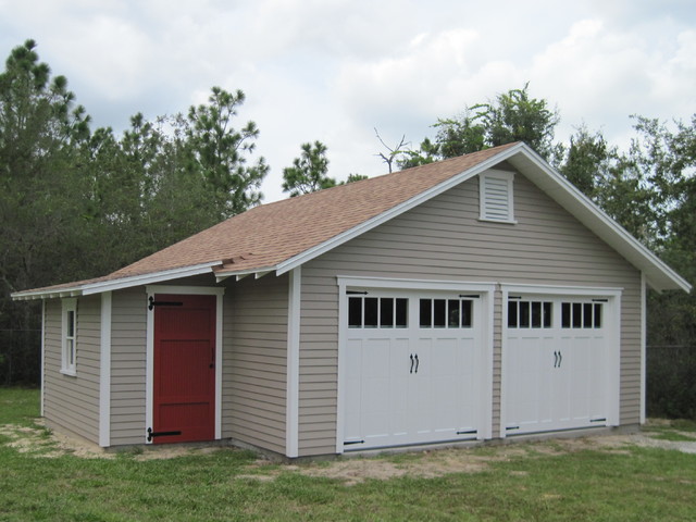 Building shed attached to house