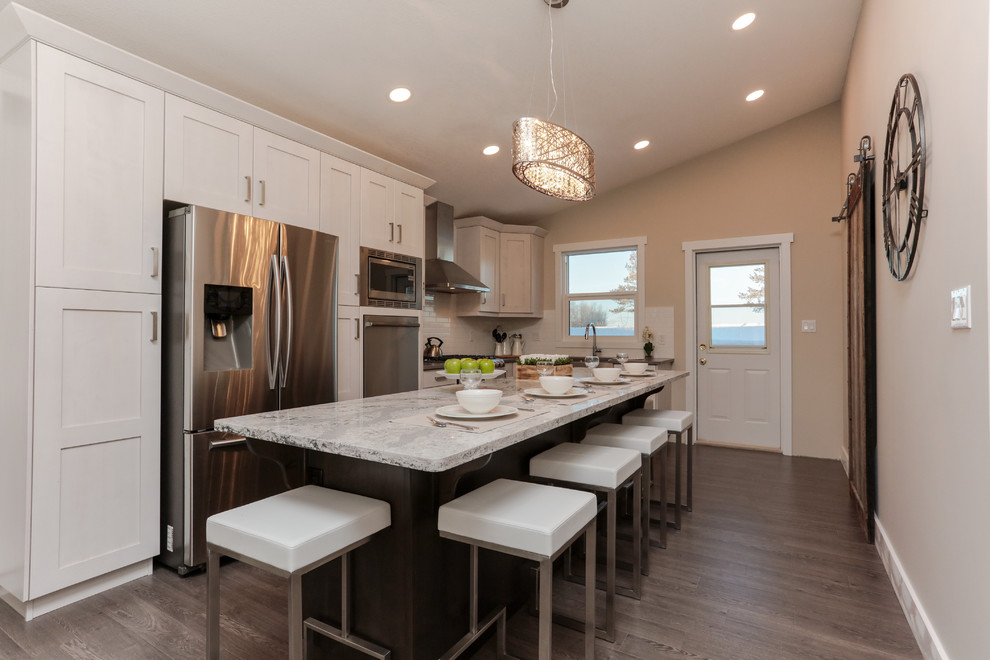 Inspiration for a transitional kitchen remodel in Edmonton