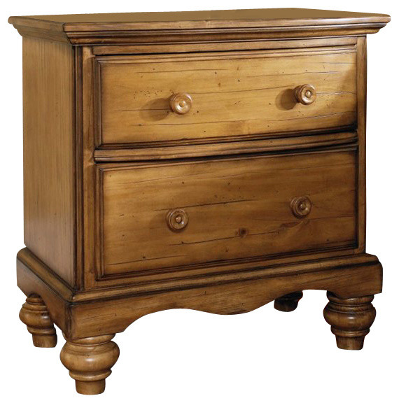 Hamptons Nighstand Traditional Nightstands And Bedside Tables By Shopfreely