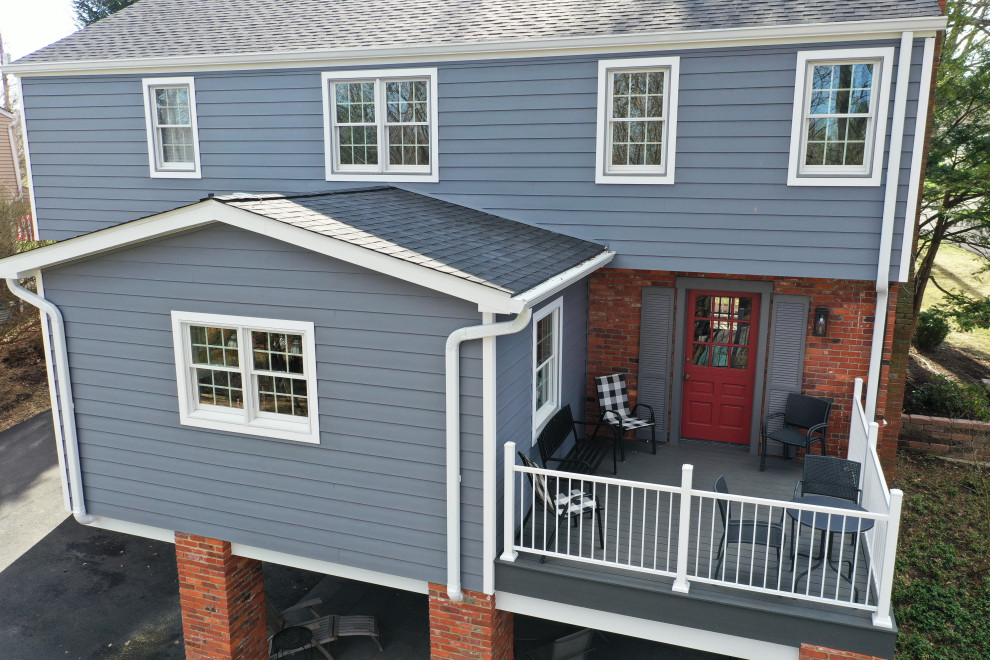 Home design - transitional home design idea