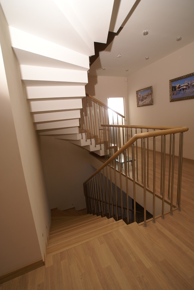 Интерьерные лестницы. Облицовка лестницы из бетона (2015)