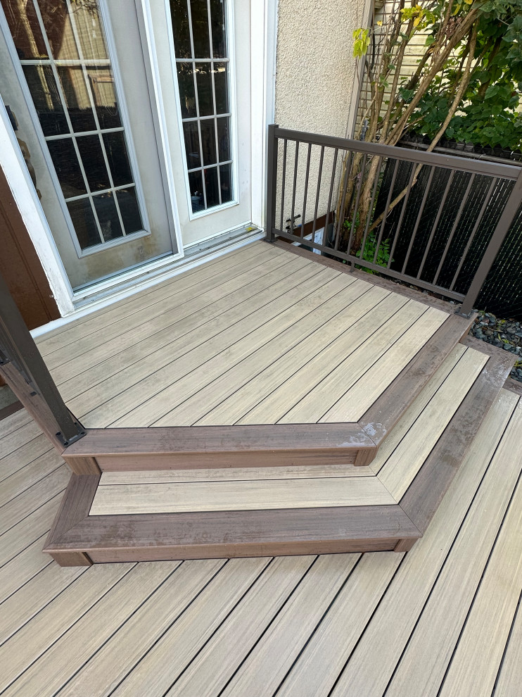 Weathered Teak with English Walnut trim