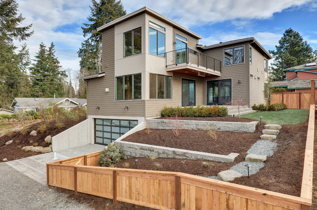 Backyard contemporaneo-facciata
