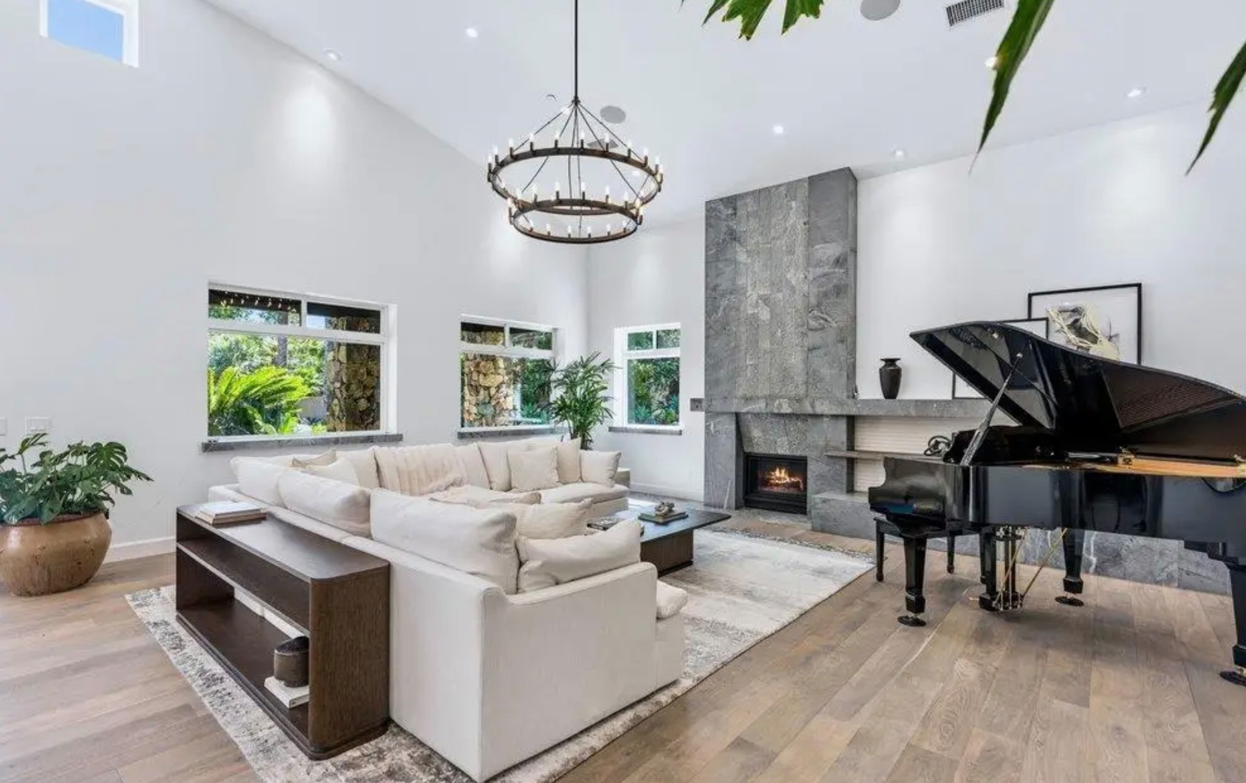 Encinitas CA luxury home staging