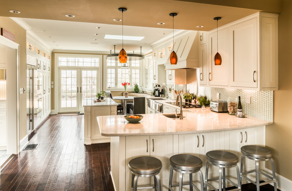 Curved Seating Peninsula - Transitional - Kitchen - Indianapolis - by