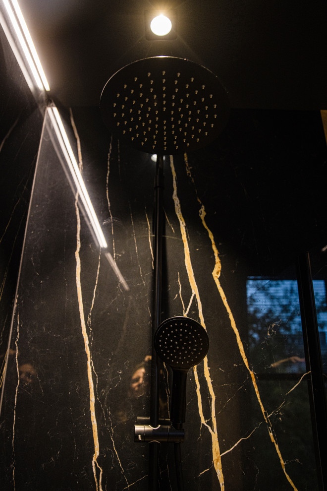 Rénovation d'une salle de douche en marbre