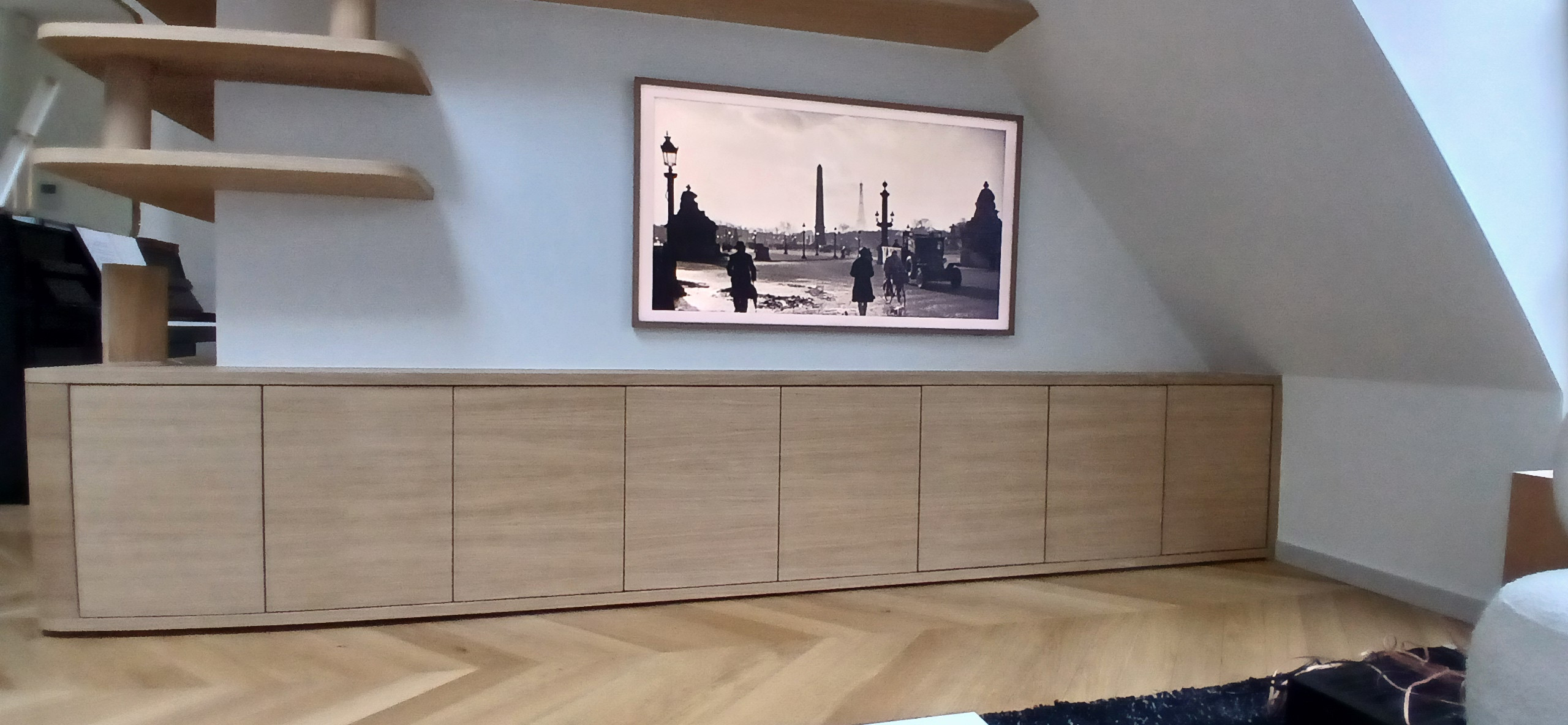 Bibliothèque suspendue et meuble TV