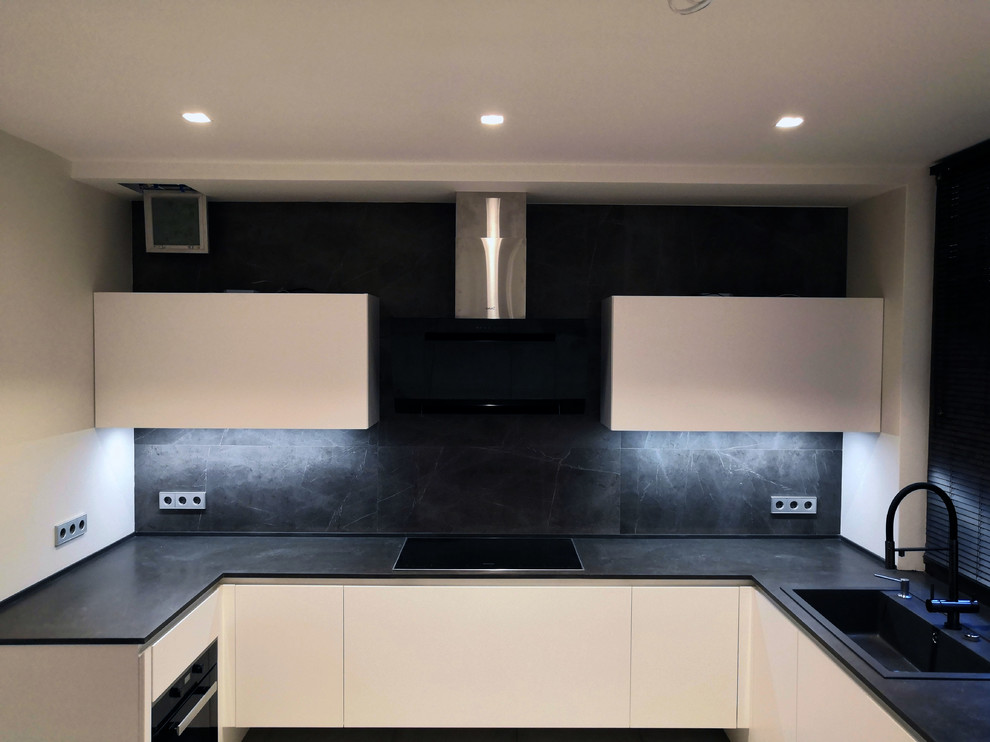 Кухня в частной квартире