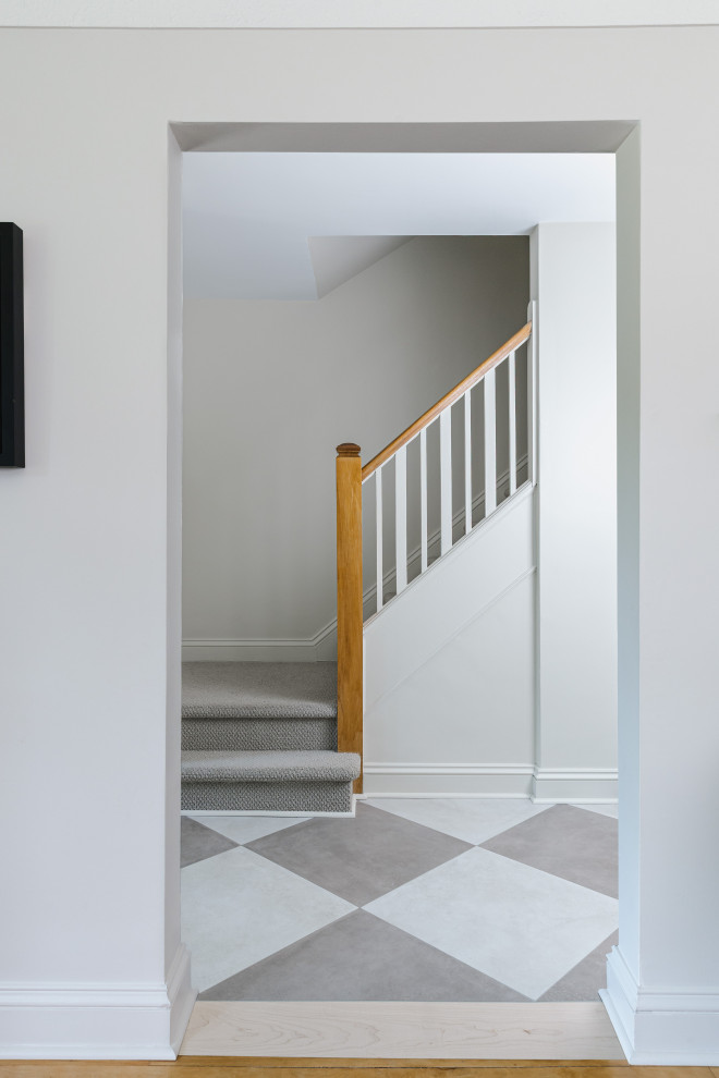 Inspiration for a transitional entryway remodel in Ottawa