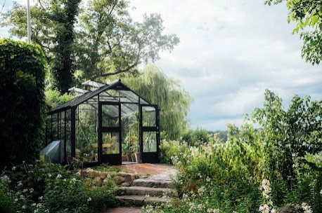 Create Your Own Outdoor Oasis with A & E Construction Design Build