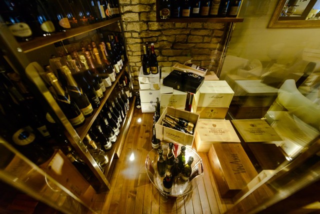 Cabina vini refrigerata casa-de-campo-bodega