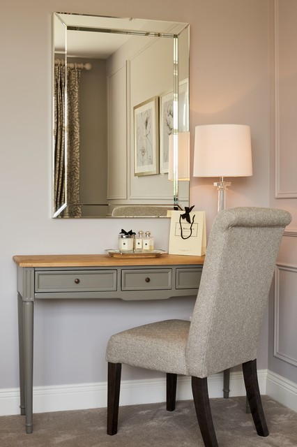 Hosteiner Park transitional-bedroom