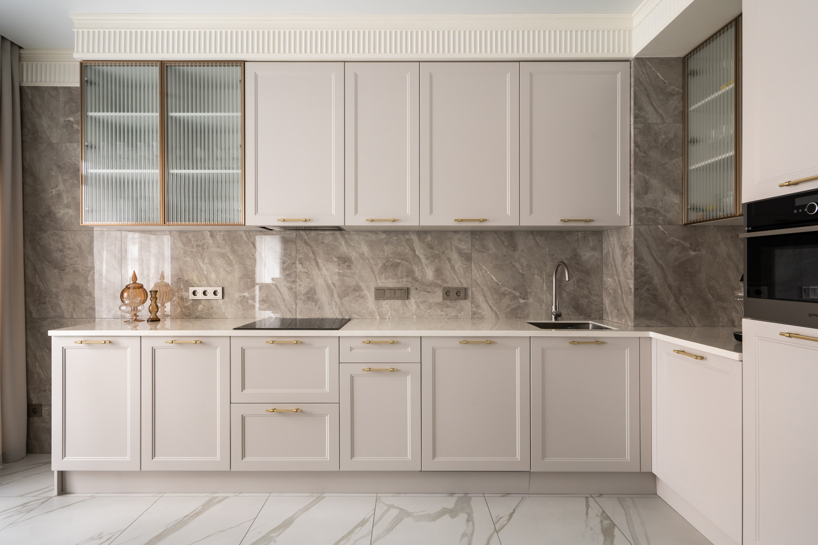 Полная меблировка квартиры в ЖК "Дом на Ярославской" дизайнер Елена Мархаюк