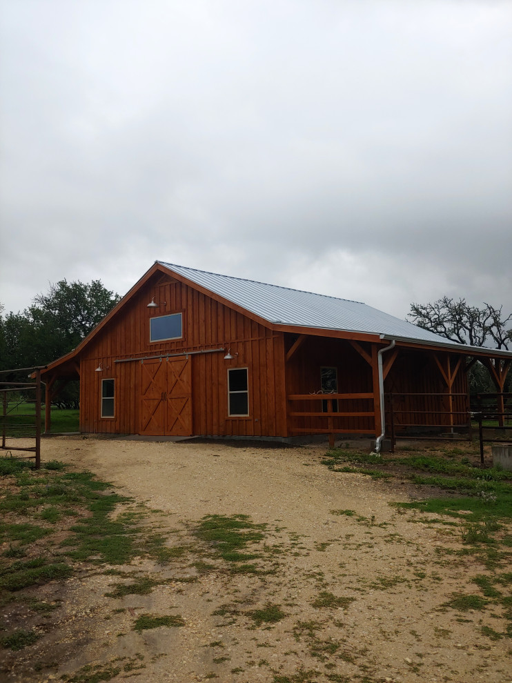 This is an example of a country shed and granny flat in Austin.