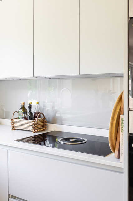 MeThD True Handleless Kitchen contemporary-koek