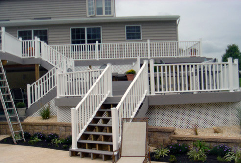 Inspiration for an expansive traditional deck in Philadelphia with no cover.