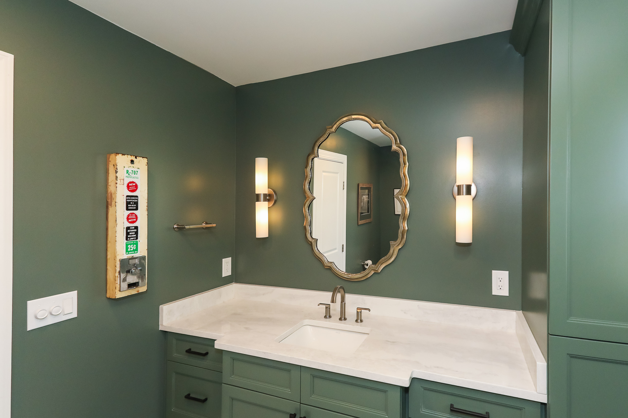 Gainesville-Basement and Garage