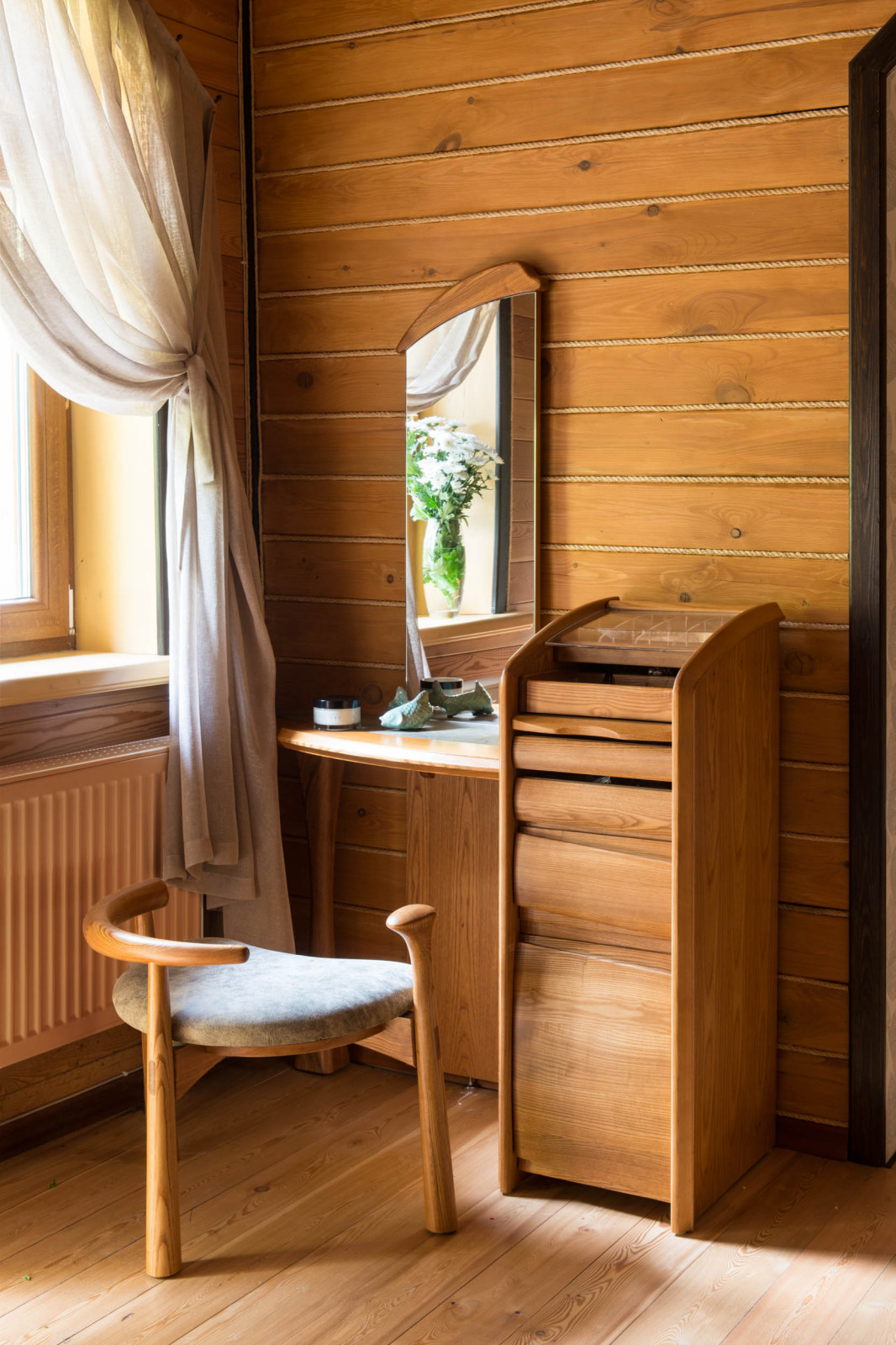 Интерьер в этническом стиле. Фотосъемка для журнала "Красивые деревянные дома"