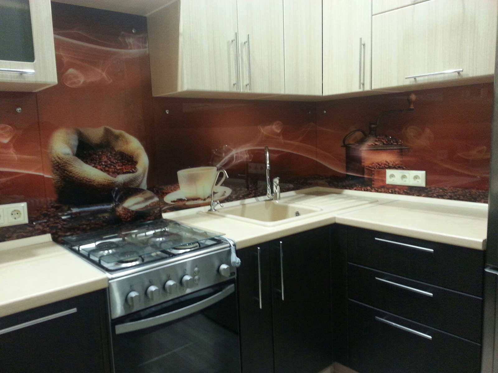 Кухонный фартуки из закаленного стекла с фотопечатью