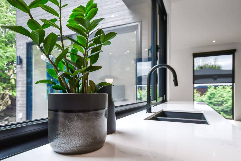 Modern Kitchen Renovation Rosemere