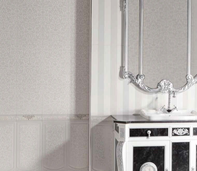 Inspiration for a transitional home design remodel in New York
