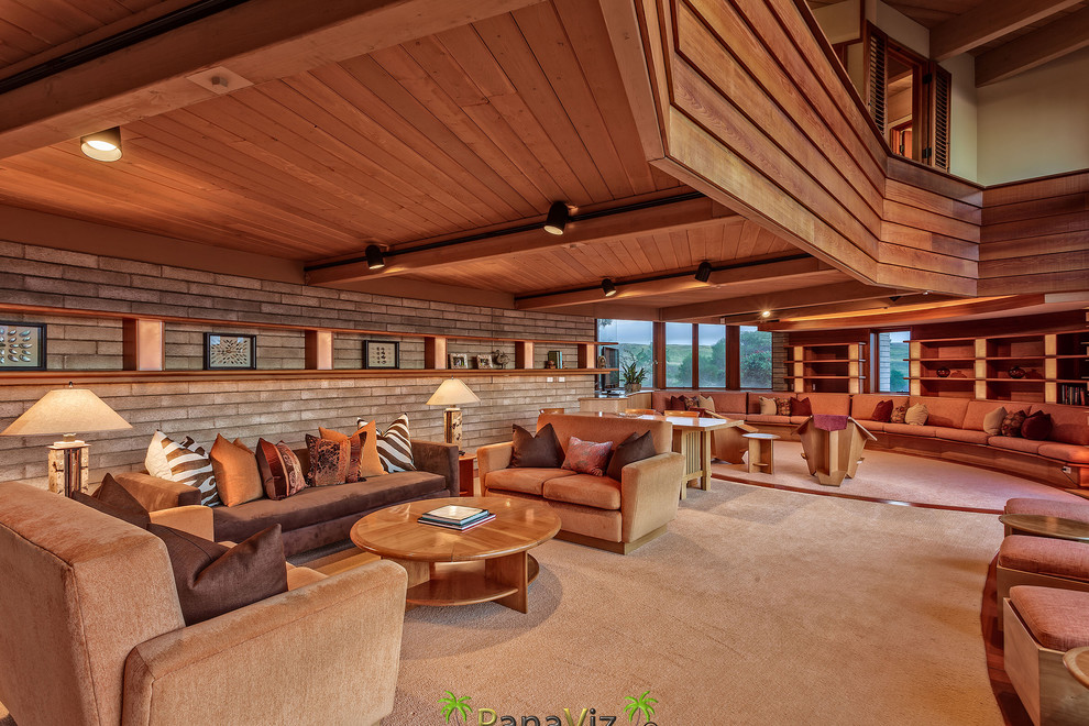 This is an example of a modern living room in Hawaii.