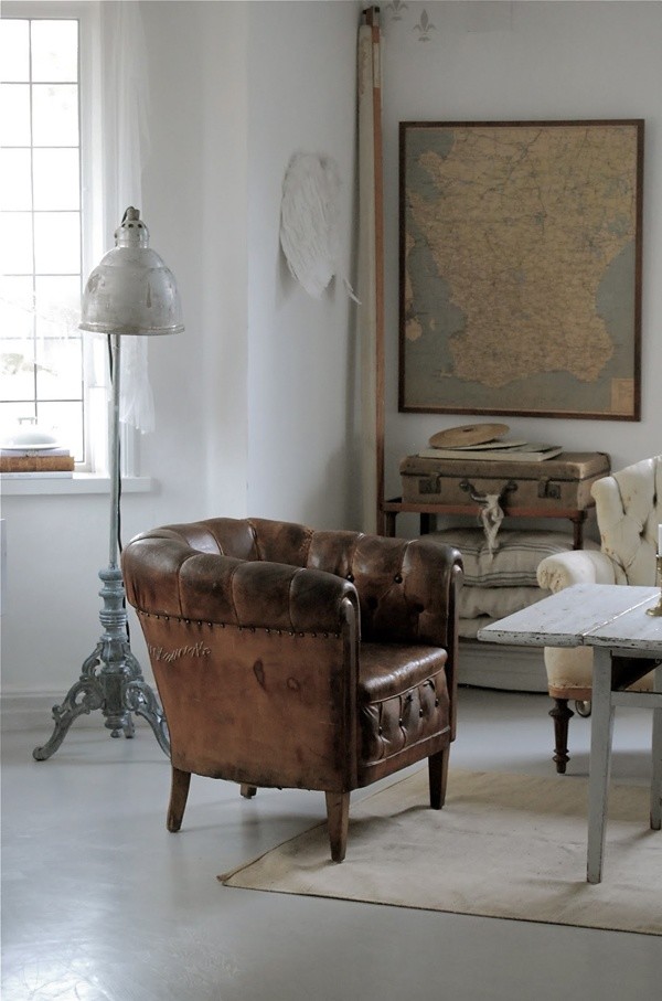 Карты в интерьере