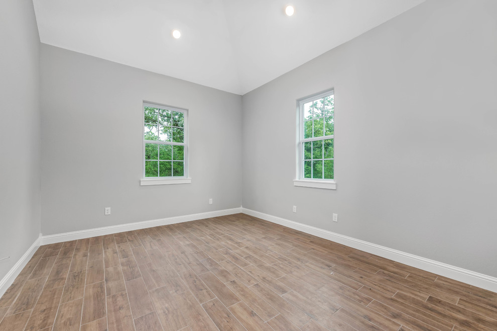 Indian Lakes Farmhouse